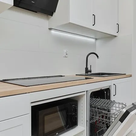 Bright & Stylish Gajowicka With Balcony By Renters Apartment *