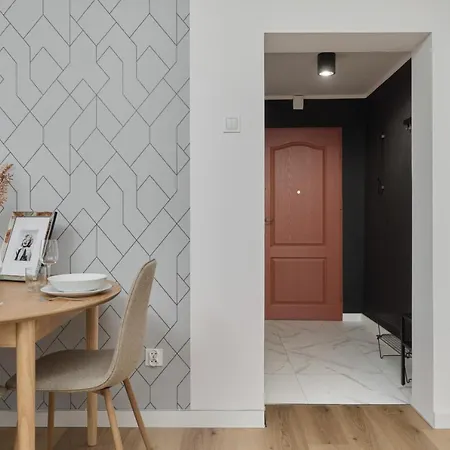 Bright & Stylish Gajowicka With Balcony By Renters * Wrocław